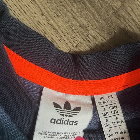 Adidas Pullover - Picture 2 of 2